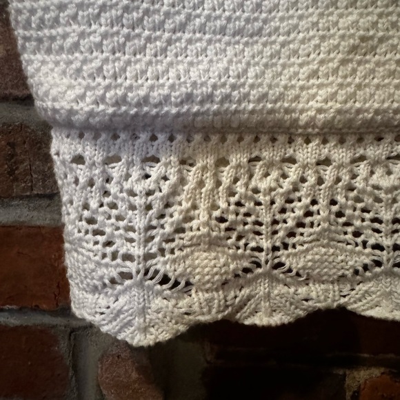 Hollister White Crochet Women Top - Picture 3 of 9